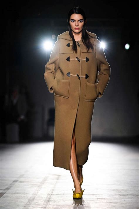 prada show kendall jenner|See Kendall Jenner strut for Prada's fall/winter 2023 show.